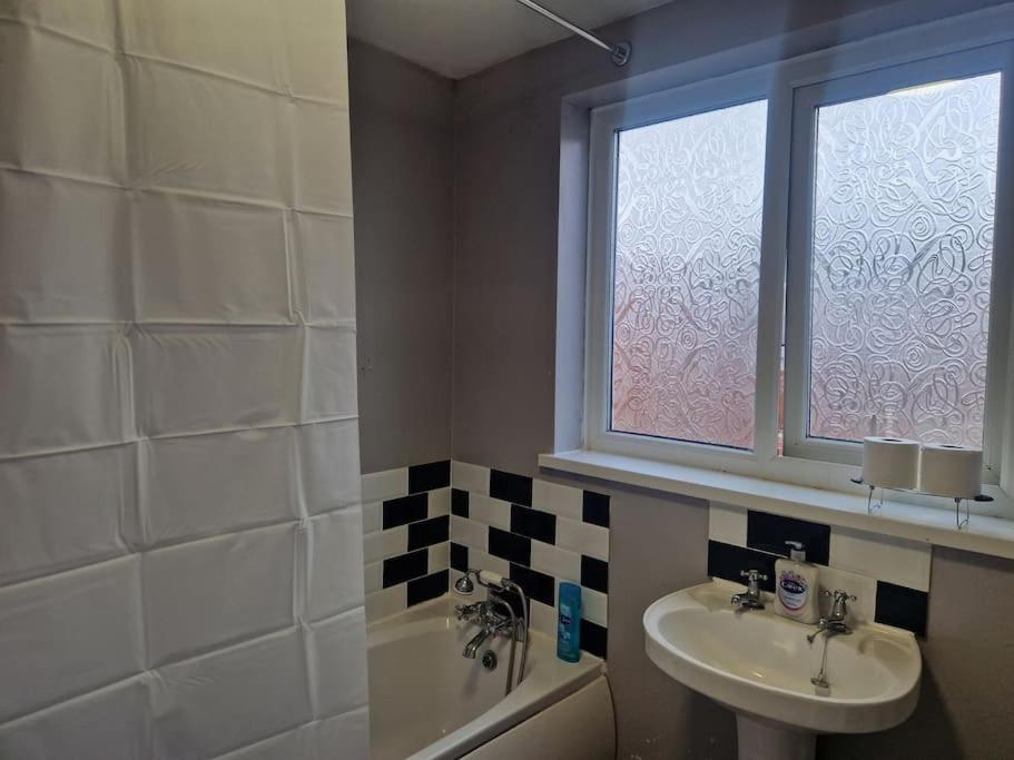 Primos Place - 2 Bedroom In Ashington Ashington  Luaran gambar